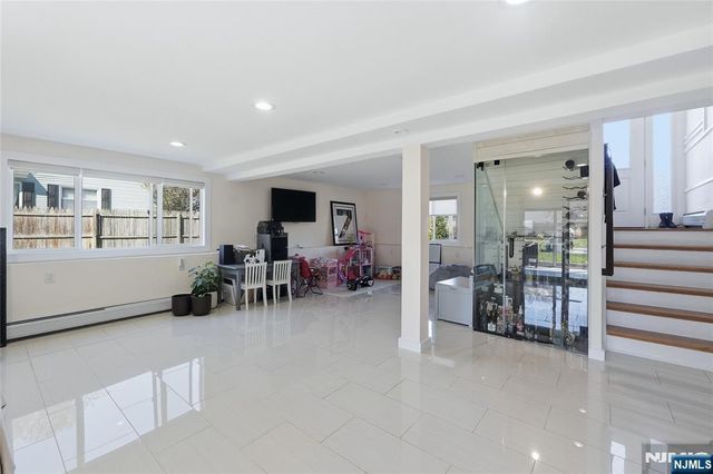 100 Blanch Avenue, Closter, NJ 07624