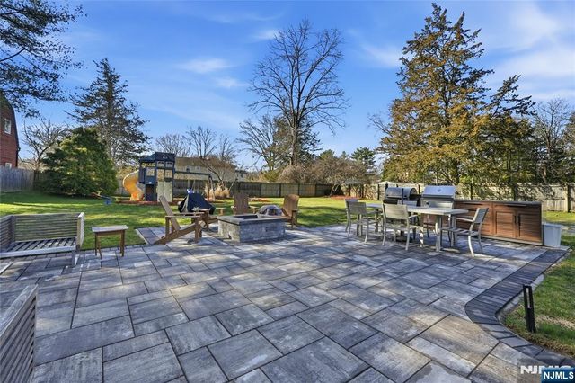 100 Blanch Avenue, Closter, NJ 07624