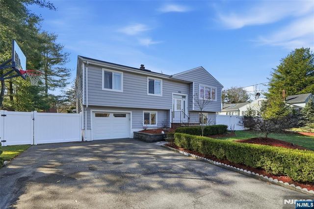 100 Blanch Avenue, Closter, NJ 07624