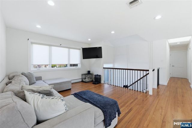 100 Blanch Avenue, Closter, NJ 07624