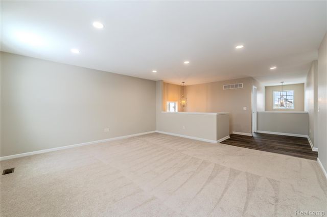 49407 Katelynn, Utica, MI 48317