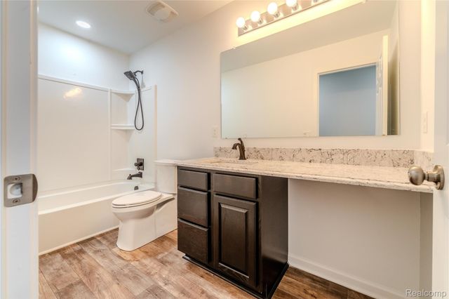 49407 Katelynn, Utica, MI 48317