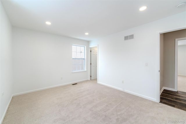 49407 Katelynn, Utica, MI 48317