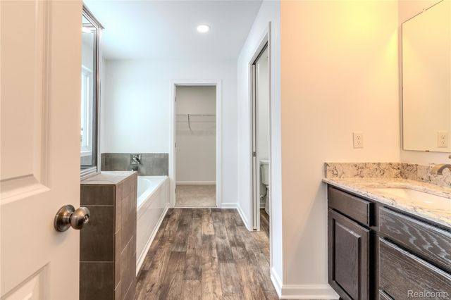 49407 Katelynn, Utica, MI 48317