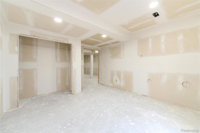 49407 Katelynn, Utica, MI 48317