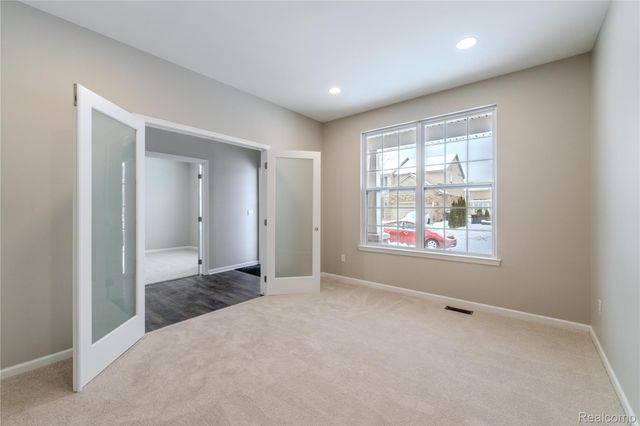 49407 Katelynn, Utica, MI 48317