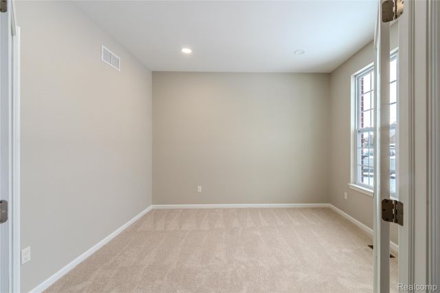 49407 Katelynn, Utica, MI 48317