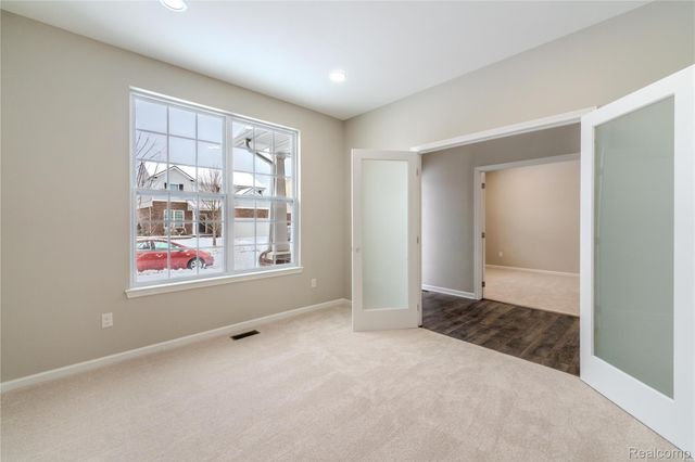 49407 Katelynn, Utica, MI 48317