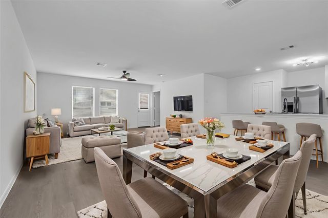 277 Douglas Hills Drive, Magnolia, TX 77354