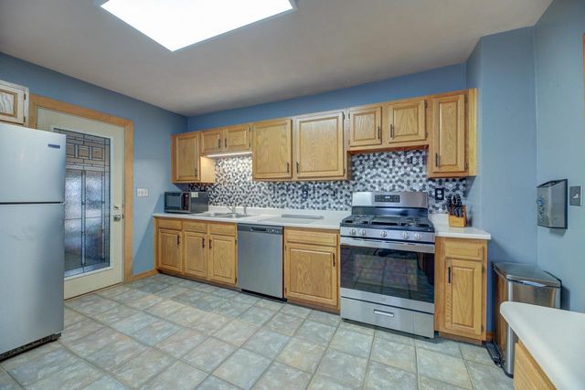 747 Thomas Street, Janesville, WI 53545