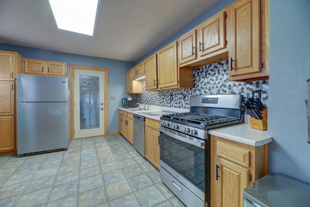 747 Thomas Street, Janesville, WI 53545