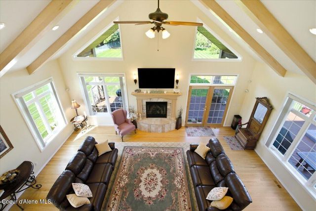 7255 N Colfax ST, Dalton Gardens, ID 83815