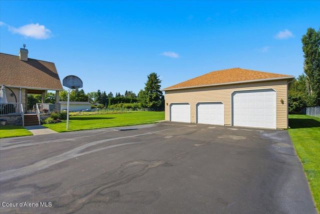 7255 N Colfax ST, Dalton Gardens, ID 83815