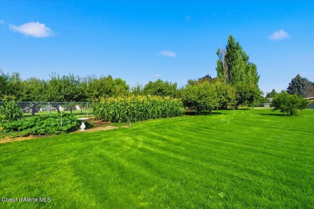 7255 N Colfax ST, Dalton Gardens, ID 83815