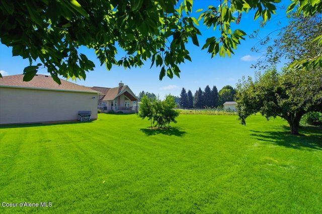 7255 N Colfax ST, Dalton Gardens, ID 83815