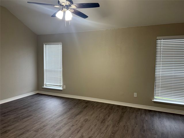 924 Marist Drive, Fort Worth, TX 76120