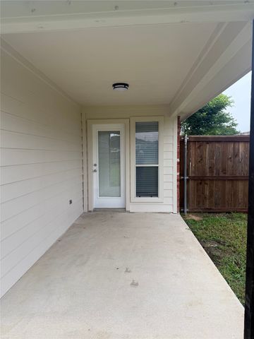 924 Marist Drive, Fort Worth, TX 76120