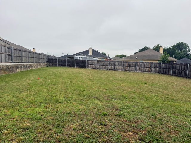 924 Marist Drive, Fort Worth, TX 76120