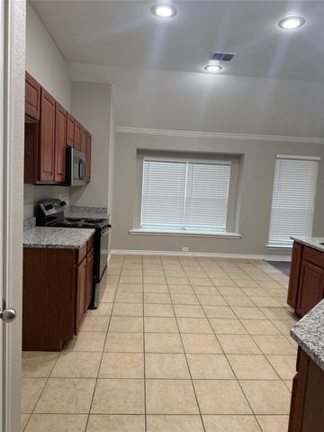 924 Marist Drive, Fort Worth, TX 76120