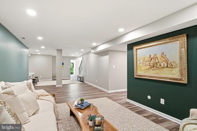 21031 CLARKSBURG, Boyds, MD 20841