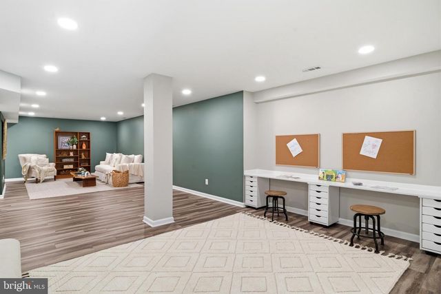 21031 CLARKSBURG, Boyds, MD 20841