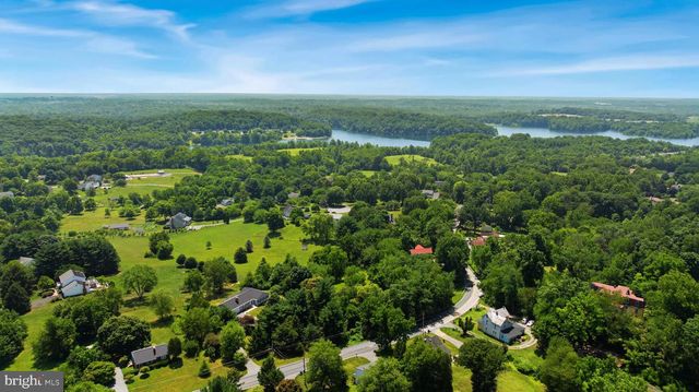 21031 CLARKSBURG, Boyds, MD 20841