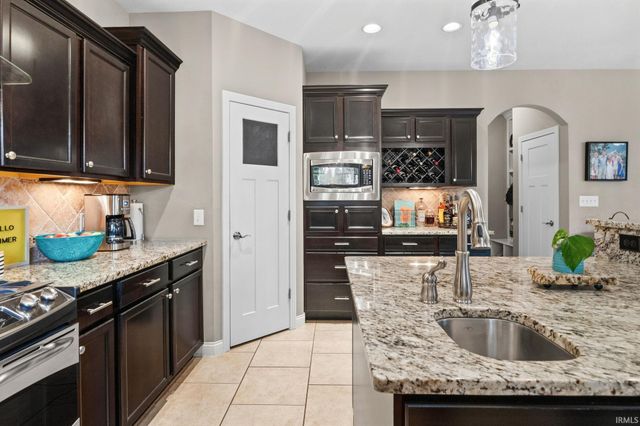 2172 Foxmoor Lane, Lafayette, IN 47905