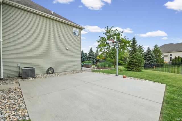2172 Foxmoor Lane, Lafayette, IN 47905