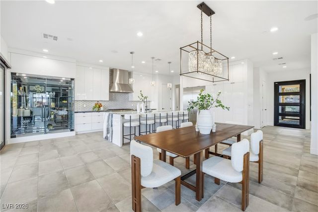 10 Camino La Venta Court, Henderson, NV 89011