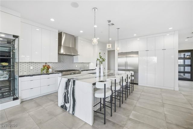 10 Camino La Venta Court, Henderson, NV 89011