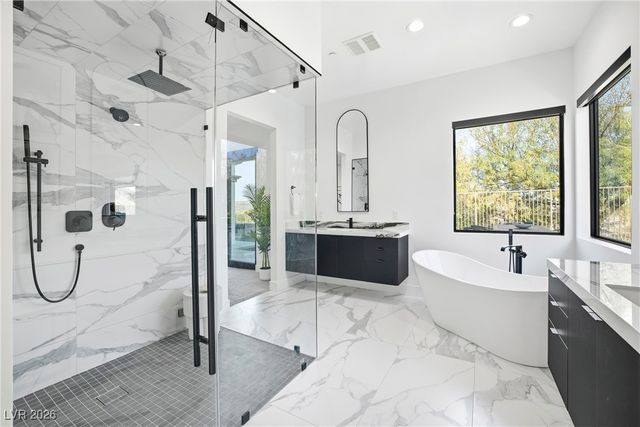 10 Camino La Venta Court, Henderson, NV 89011