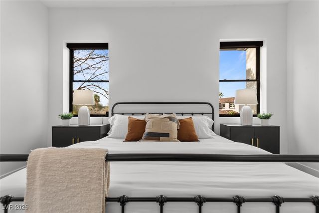 10 Camino La Venta Court, Henderson, NV 89011