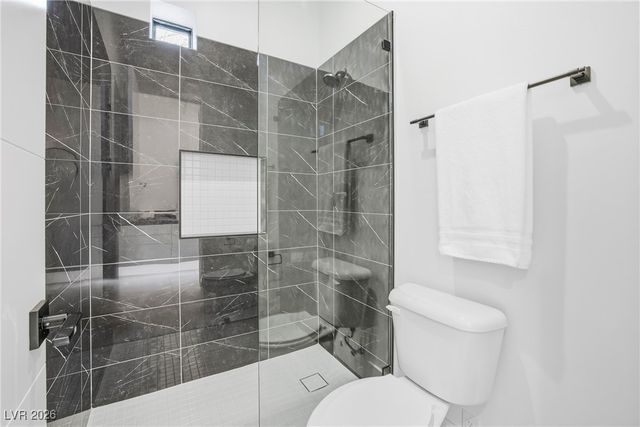 10 Camino La Venta Court, Henderson, NV 89011