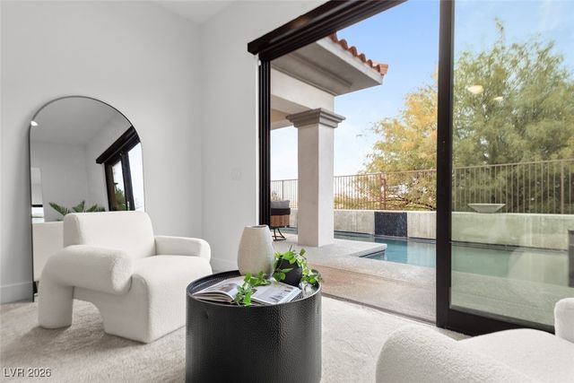 10 Camino La Venta Court, Henderson, NV 89011