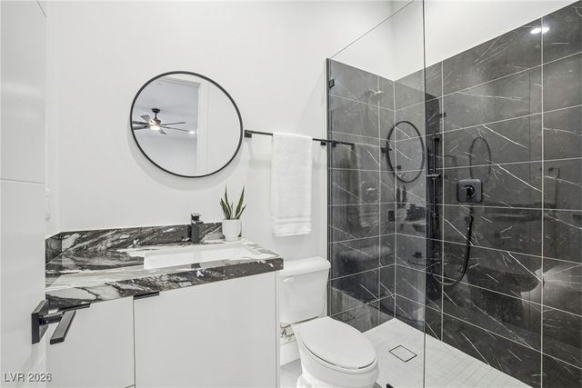 10 Camino La Venta Court, Henderson, NV 89011