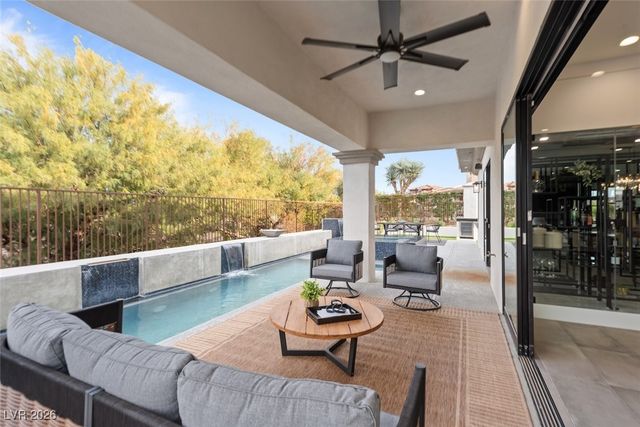 10 Camino La Venta Court, Henderson, NV 89011