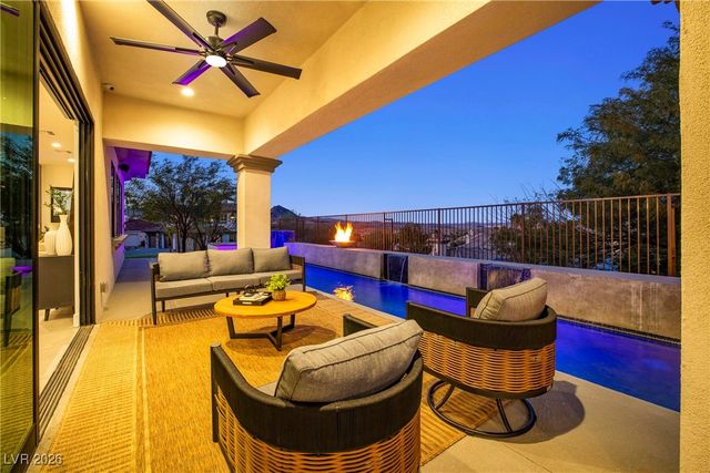 10 Camino La Venta Court, Henderson, NV 89011