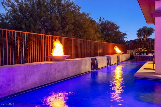 10 Camino La Venta Court, Henderson, NV 89011