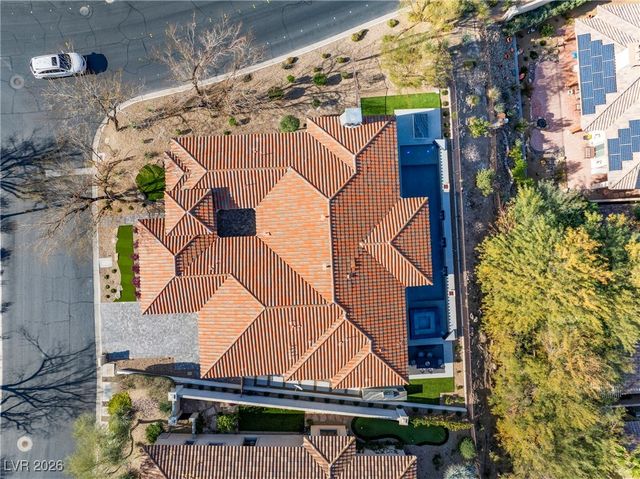 10 Camino La Venta Court, Henderson, NV 89011