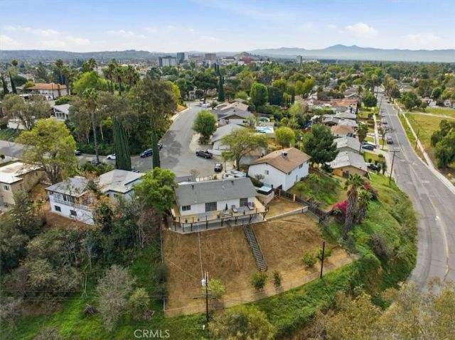 2715 Brockton, Riverside, CA 92501