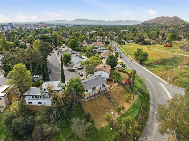 2715 Brockton, Riverside, CA 92501
