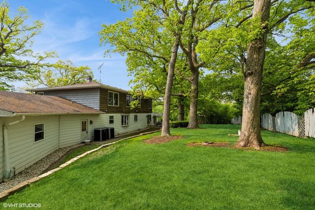 43389 N Oakcrest Lane N, Zion, IL 60099
