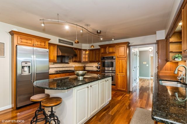 43389 N Oakcrest Lane N, Zion, IL 60099