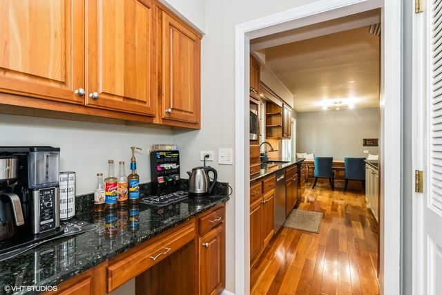 43389 N Oakcrest Lane N, Zion, IL 60099