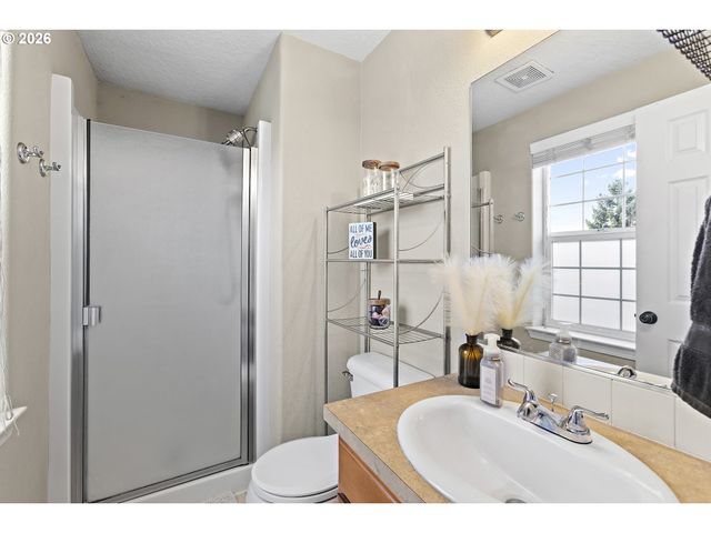 1492 HUNTER Ave N, Keizer, OR 97303