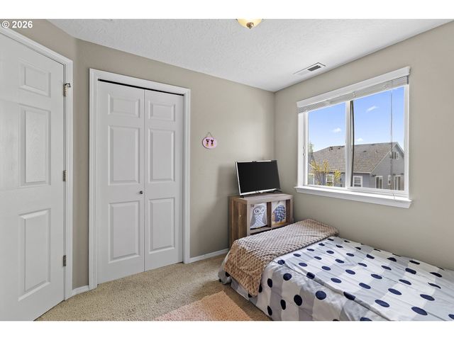 1492 HUNTER Ave N, Keizer, OR 97303