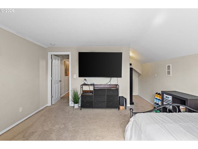 1492 HUNTER Ave N, Keizer, OR 97303