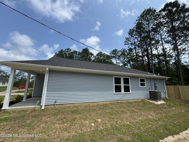 7372 Tunica Street, Bay Saint Louis, MS 39520
