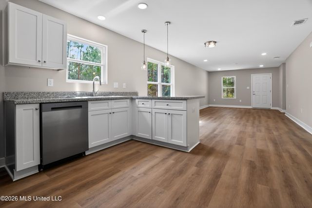 7372 Tunica Street, Bay Saint Louis, MS 39520