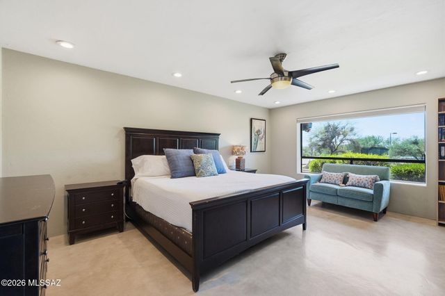 3560 N Pantano Road, Tucson, AZ 85750